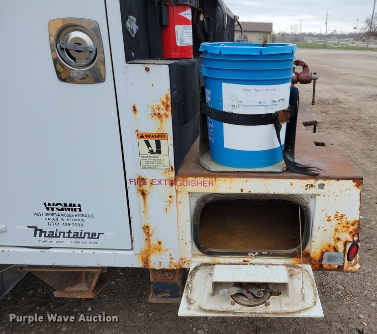 image for item OH9416 2004 Ford F750 utility / service truck