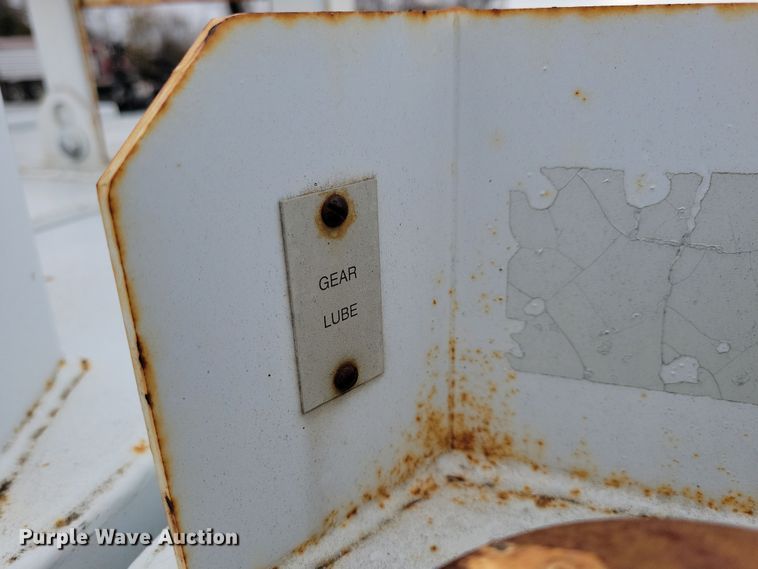 image for item OH9416 2004 Ford F750 utility / service truck