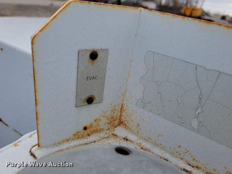 image for item OH9416 2004 Ford F750 utility / service truck