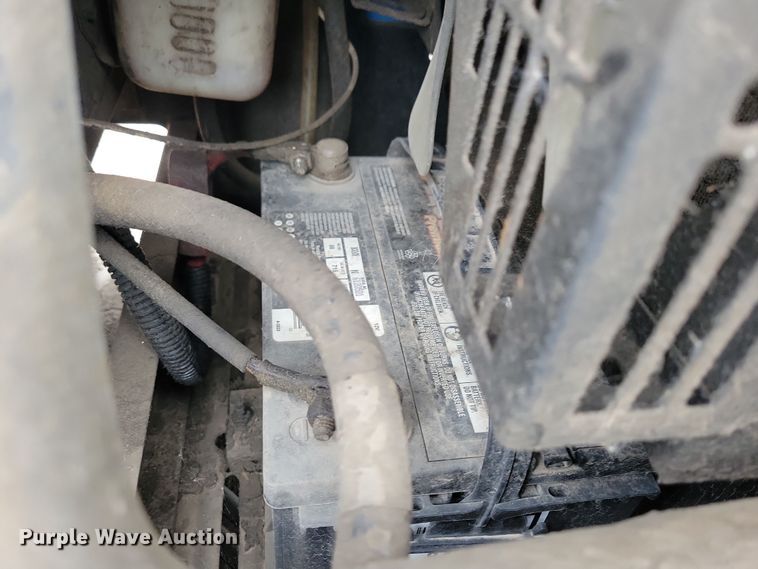 image for item OH9416 2004 Ford F750 utility / service truck