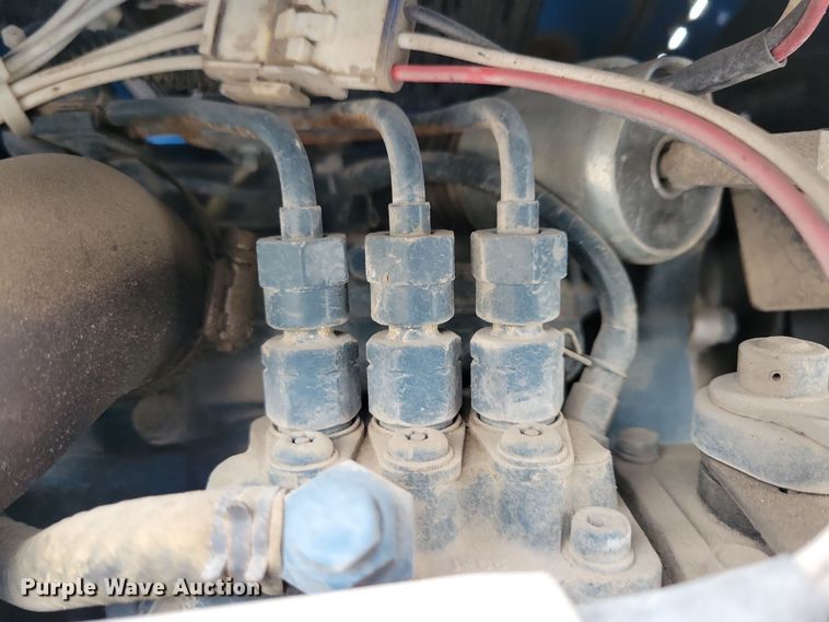 image for item OH9416 2004 Ford F750 utility / service truck