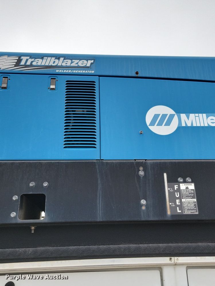 image for item OH9416 2004 Ford F750 utility / service truck