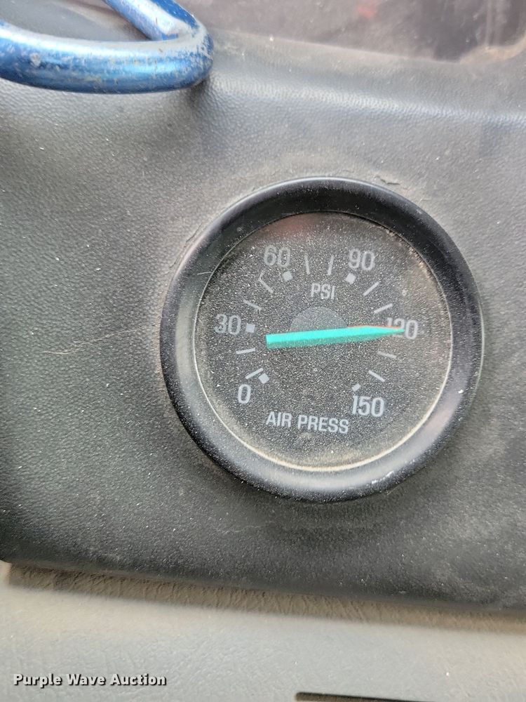 image for item OH9416 2004 Ford F750 utility / service truck