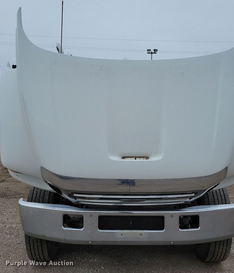 image for item OH9416 2004 Ford F750 utility / service truck