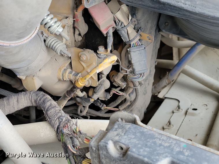 image for item OH9416 2004 Ford F750 utility / service truck