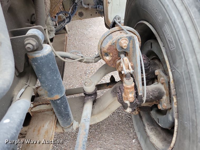 image for item OH9416 2004 Ford F750 utility / service truck