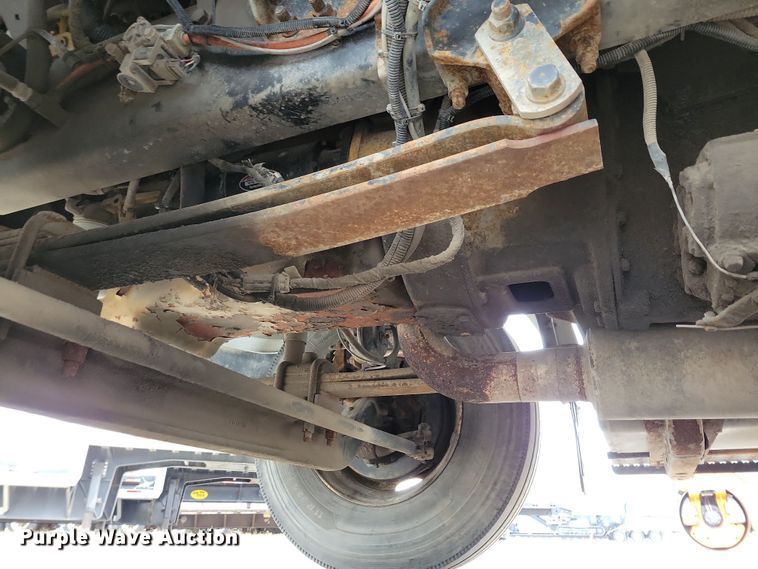 image for item OH9416 2004 Ford F750 utility / service truck