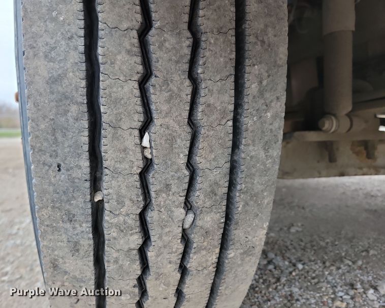 image for item OH9416 2004 Ford F750 utility / service truck