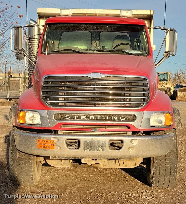 image for item OH9417 2004 Sterling LT9500 dump truck