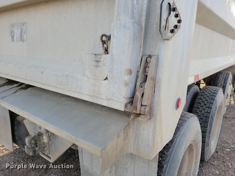 image for item OH9417 2004 Sterling LT9500 dump truck