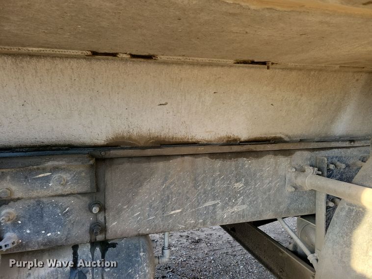 image for item OH9417 2004 Sterling LT9500 dump truck