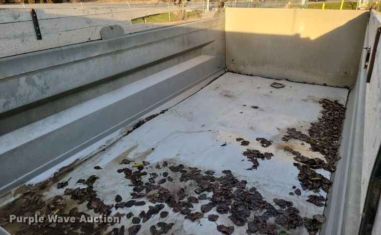 image for item OH9417 2004 Sterling LT9500 dump truck