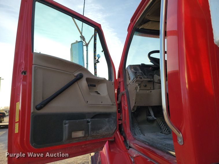 image for item OH9417 2004 Sterling LT9500 dump truck