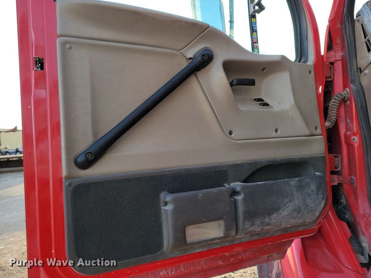 image for item OH9417 2004 Sterling LT9500 dump truck