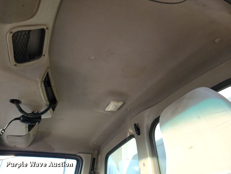 image for item OH9417 2004 Sterling LT9500 dump truck