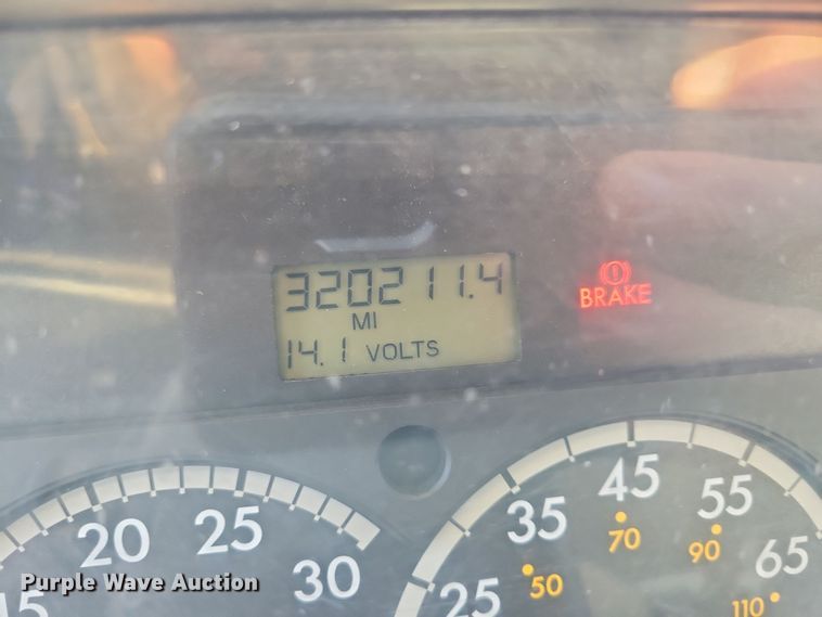 image for item OH9417 2004 Sterling LT9500 dump truck