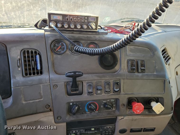 image for item OH9417 2004 Sterling LT9500 dump truck