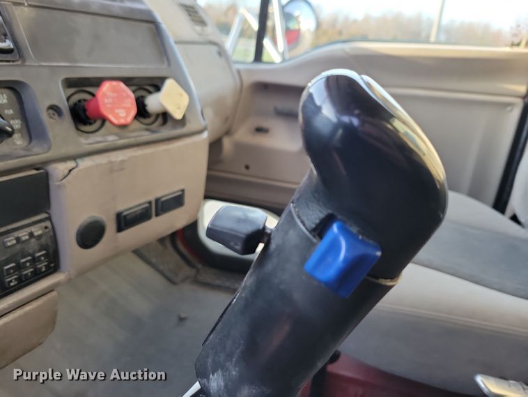 image for item OH9417 2004 Sterling LT9500 dump truck