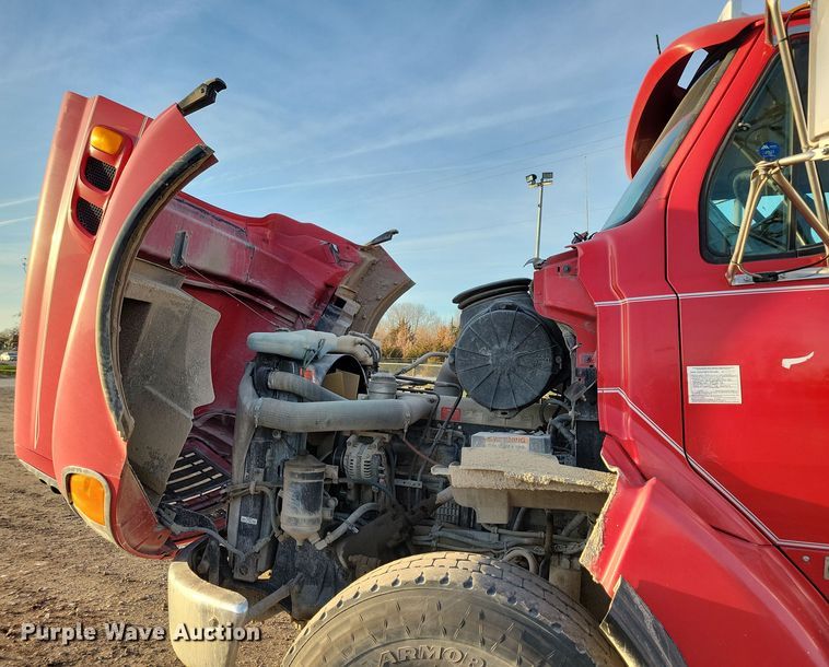 image for item OH9417 2004 Sterling LT9500 dump truck