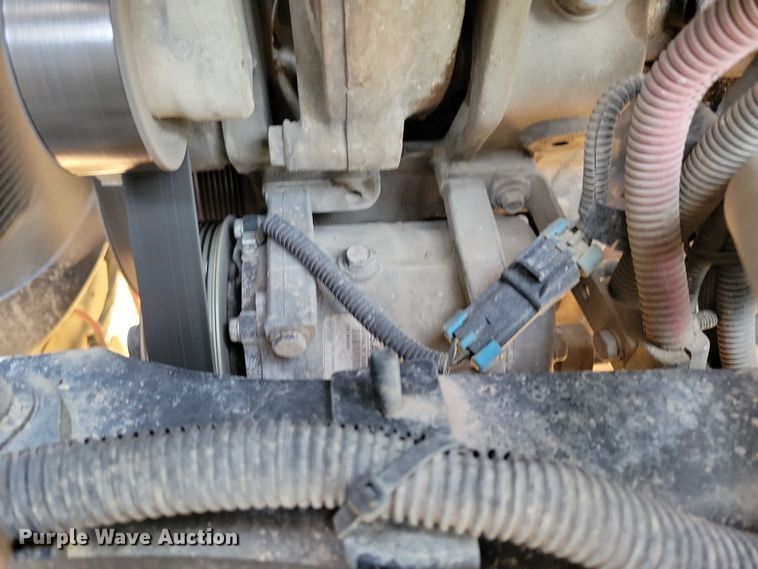 image for item OH9417 2004 Sterling LT9500 dump truck