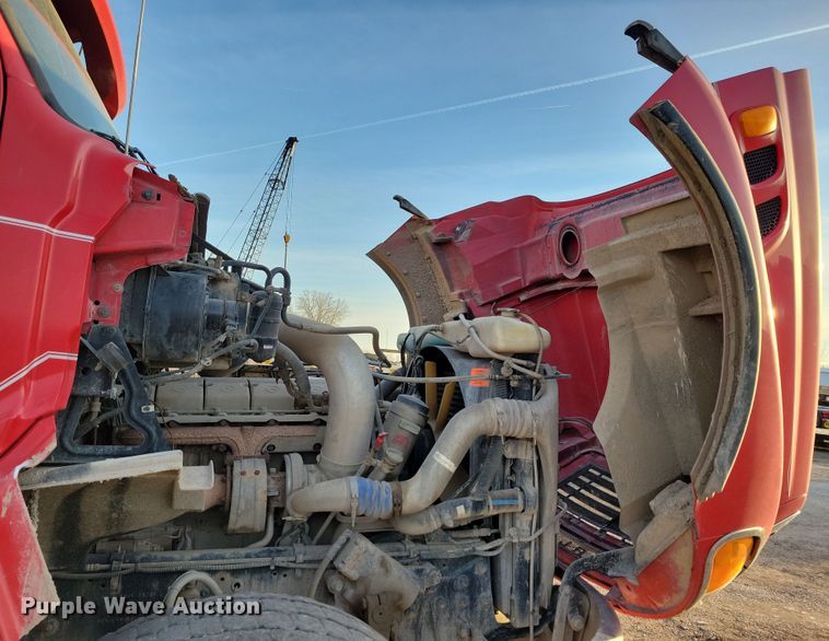 image for item OH9417 2004 Sterling LT9500 dump truck