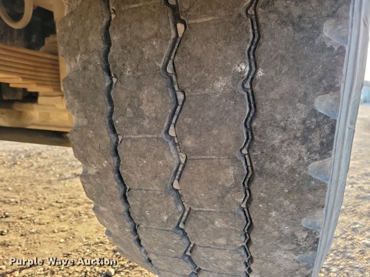 image for item OH9417 2004 Sterling LT9500 dump truck