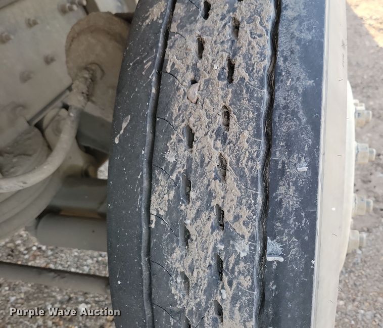 image for item OH9417 2004 Sterling LT9500 dump truck