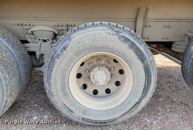 image for item OH9417 2004 Sterling LT9500 dump truck