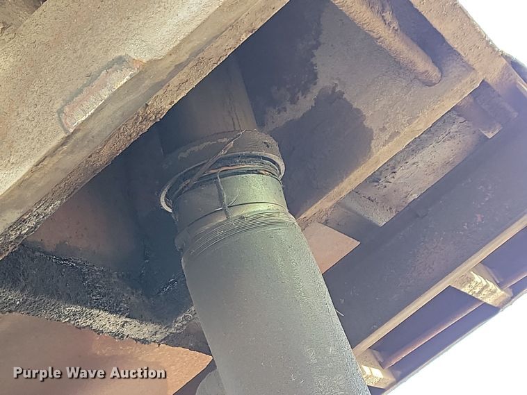 image for item OH9419 1993 Ford  LN9000 dump truck