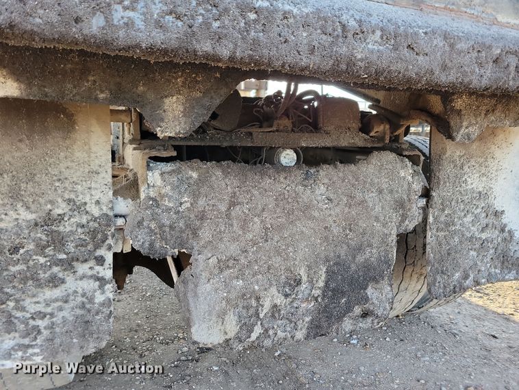 image for item OH9419 1993 Ford  LN9000 dump truck