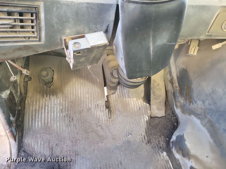 image for item OH9419 1993 Ford  LN9000 dump truck