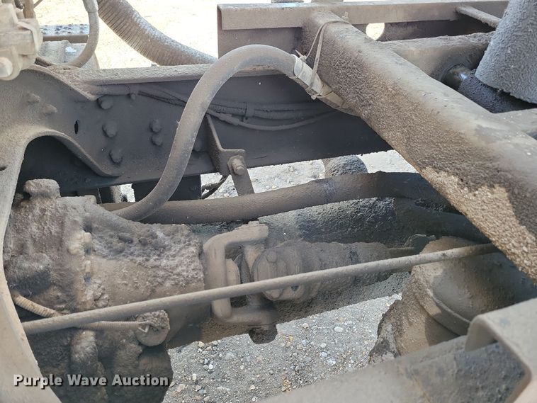 image for item OH9419 1993 Ford  LN9000 dump truck