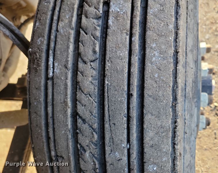 image for item OH9419 1993 Ford  LN9000 dump truck