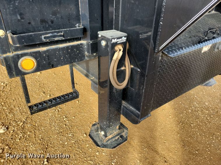 image for item OH9455 2022 PJ 3D302 dump trailer