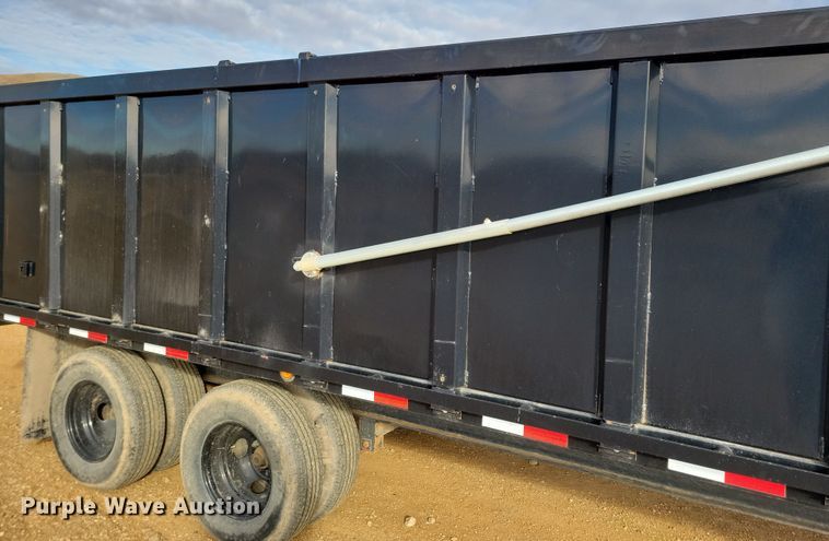 image for item OH9455 2022 PJ 3D302 dump trailer
