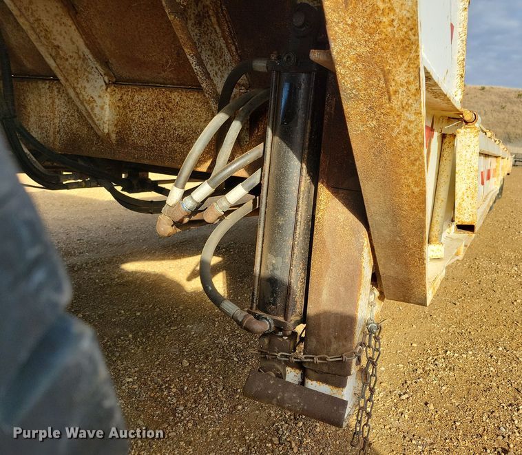 image for item OH9457 1975 Muv-All hydraulic tail equipment trailer