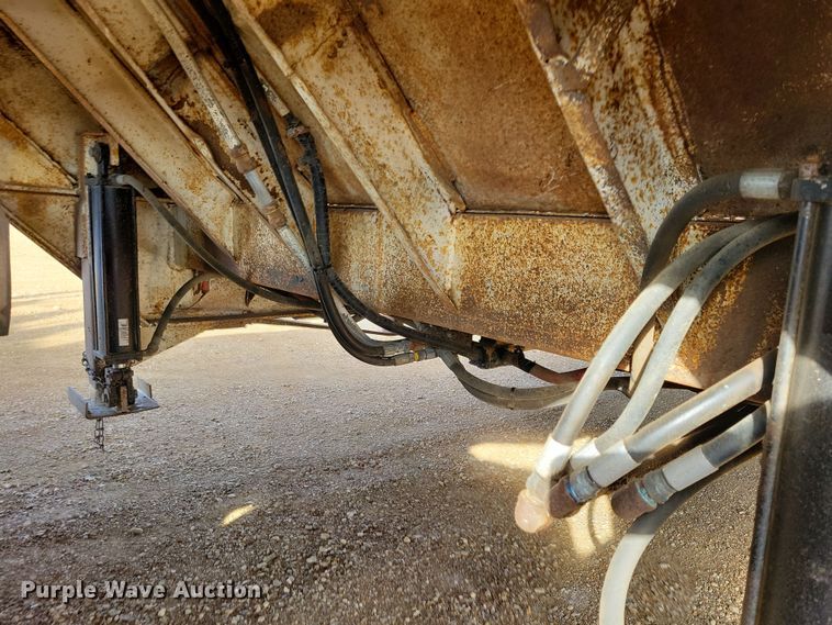 image for item OH9457 1975 Muv-All hydraulic tail equipment trailer