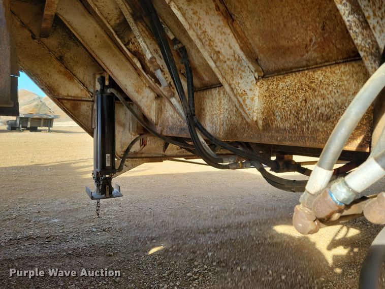 image for item OH9457 1975 Muv-All hydraulic tail equipment trailer