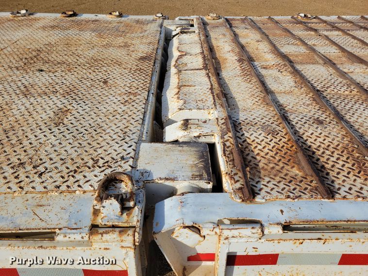 image for item OH9457 1975 Muv-All hydraulic tail equipment trailer