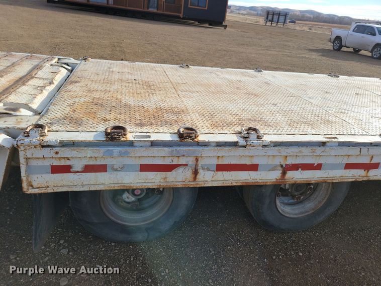 image for item OH9457 1975 Muv-All hydraulic tail equipment trailer