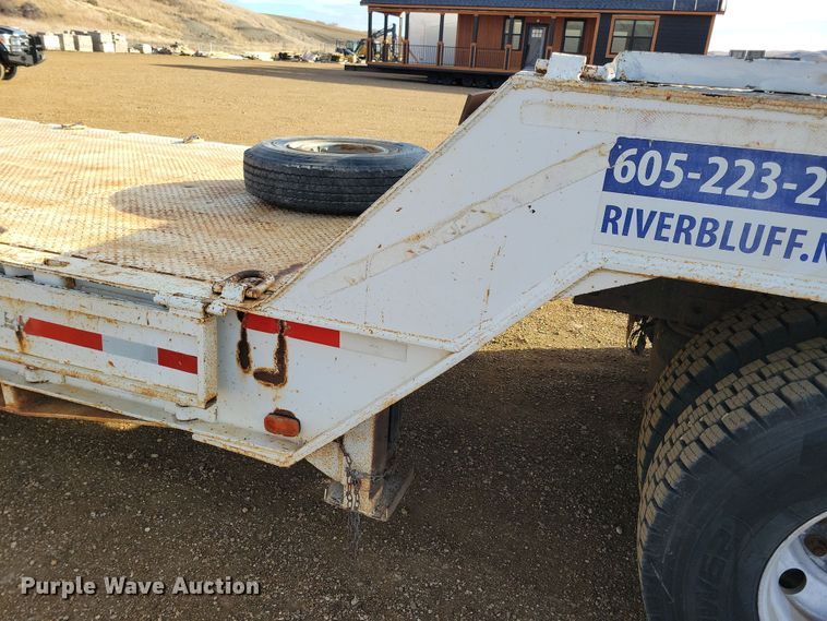 image for item OH9457 1975 Muv-All hydraulic tail equipment trailer