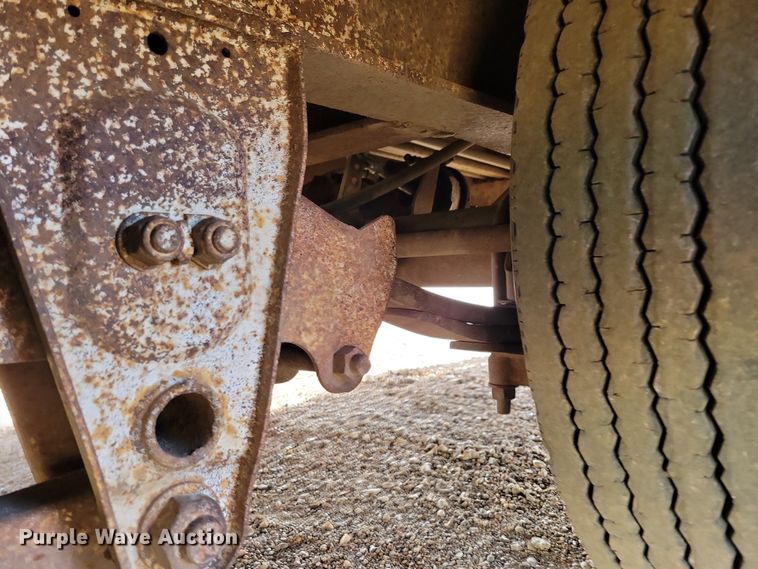 image for item OH9457 1975 Muv-All hydraulic tail equipment trailer