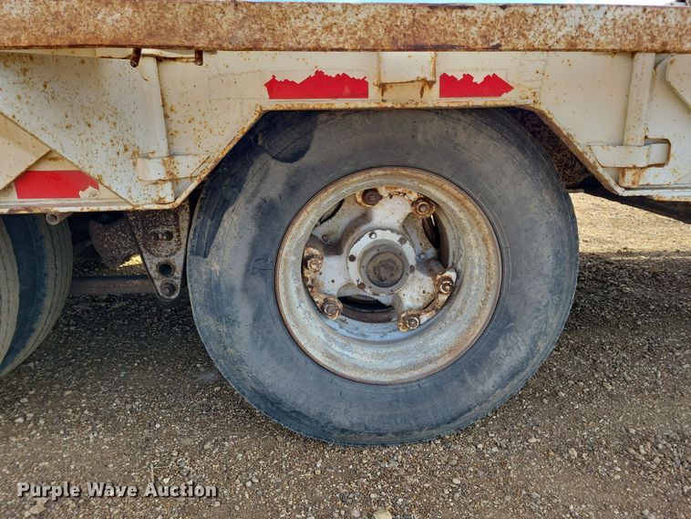 image for item OH9457 1975 Muv-All hydraulic tail equipment trailer