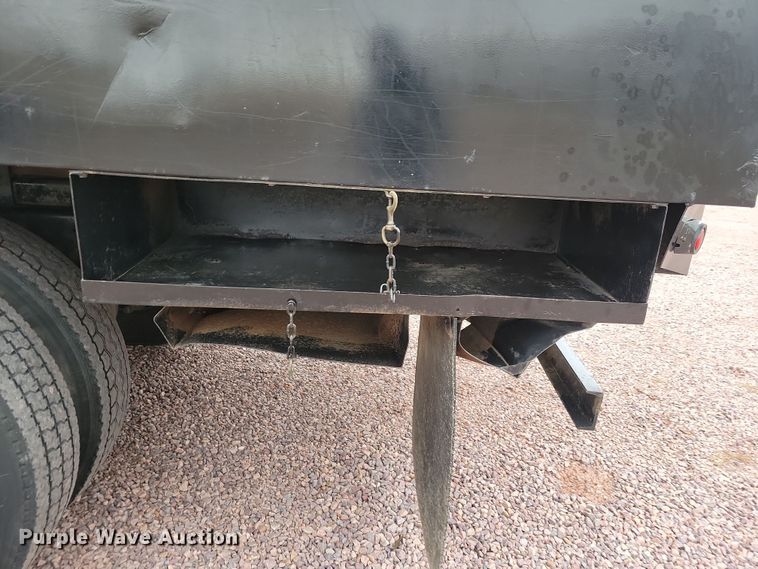 image for item OH9461 2007 Ford F750 forestry bucket truck