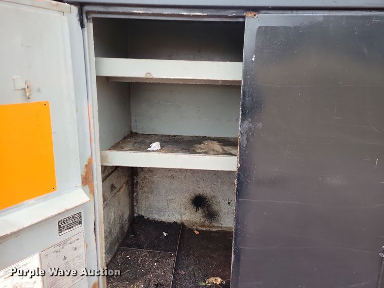 image for item OH9461 2007 Ford F750 forestry bucket truck