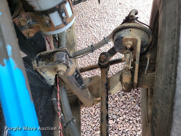 image for item OH9461 2007 Ford F750 forestry bucket truck