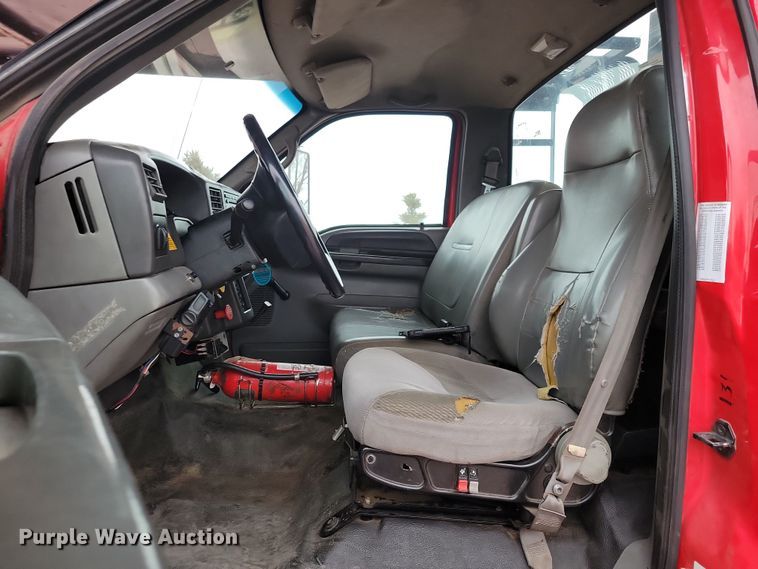 image for item OH9461 2007 Ford F750 forestry bucket truck