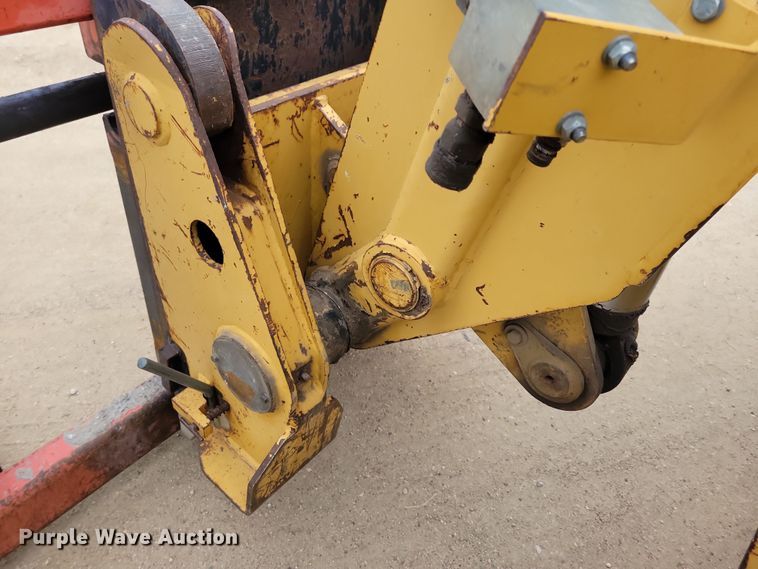 image for item OH9462 1997 Caterpillar TH103 telehandler