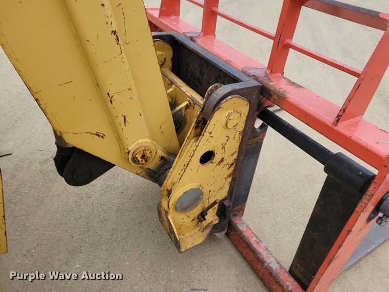 image for item OH9462 1997 Caterpillar TH103 telehandler