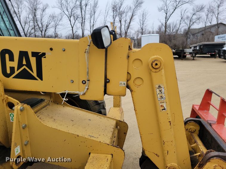 image for item OH9462 1997 Caterpillar TH103 telehandler